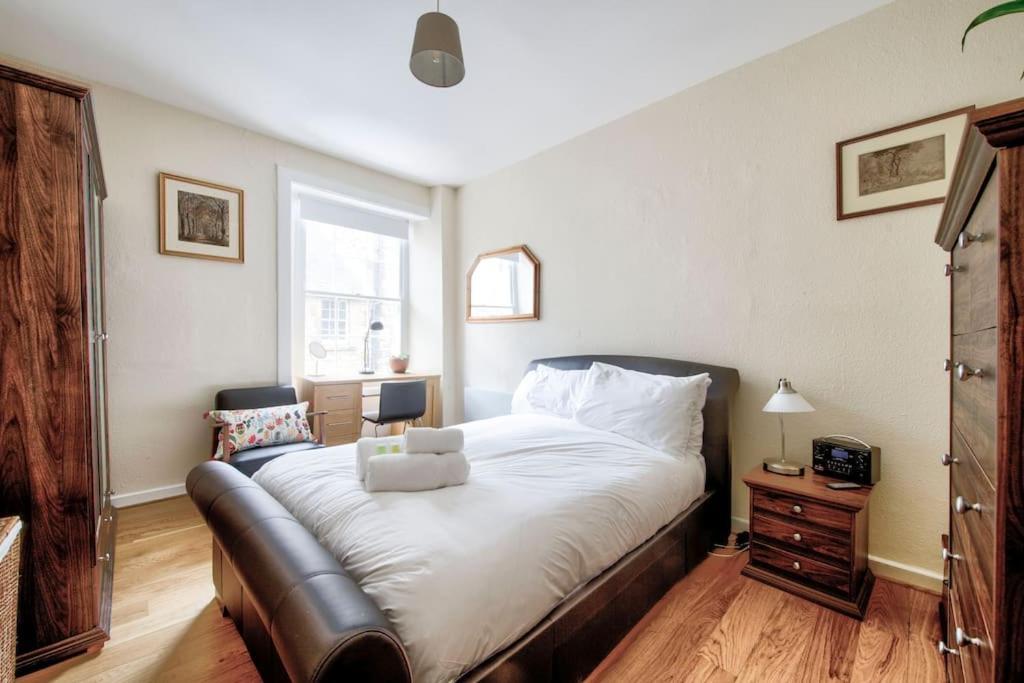 Apartamento Charm & Character On Historic Rose Street Edimburgo Exterior foto